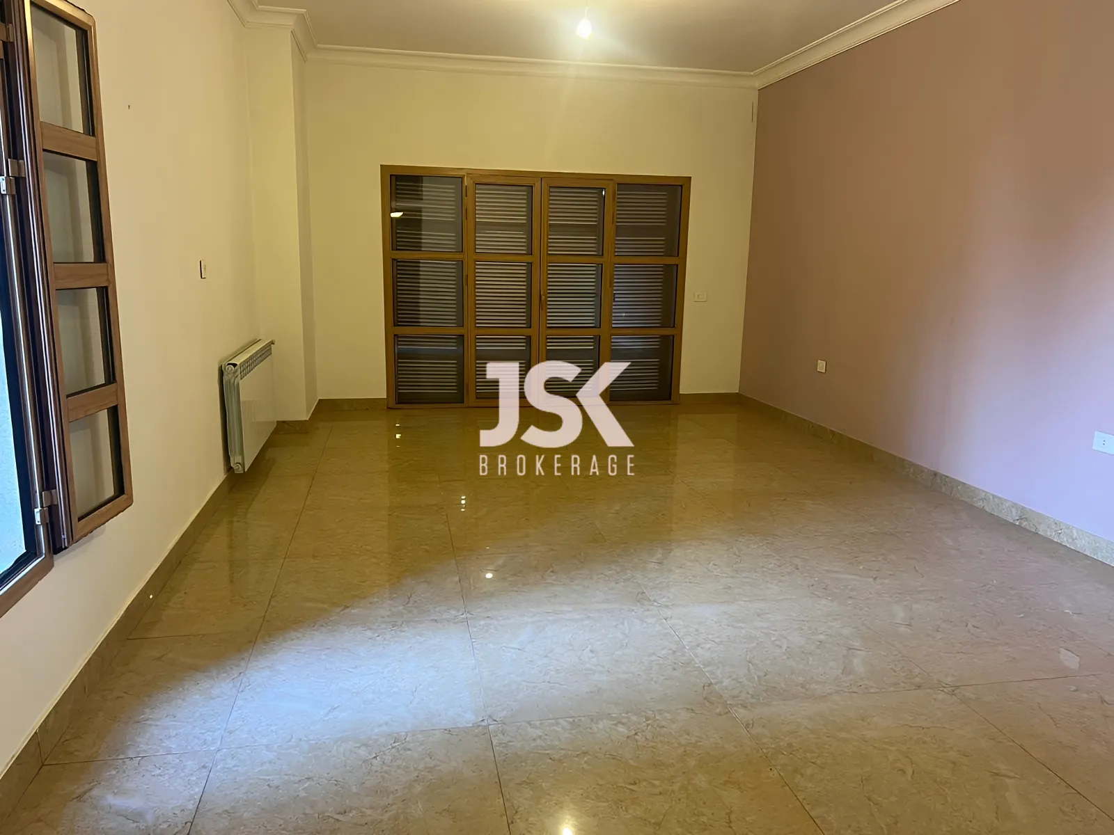 Villa for Sale in Souq El Gharb