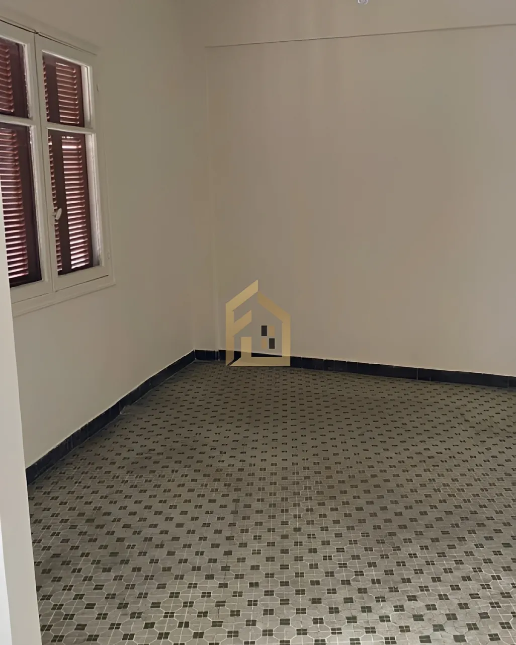 Apartment for rent in Achrafieh, Beirut, Lebanon - 3 bed, 2 bath