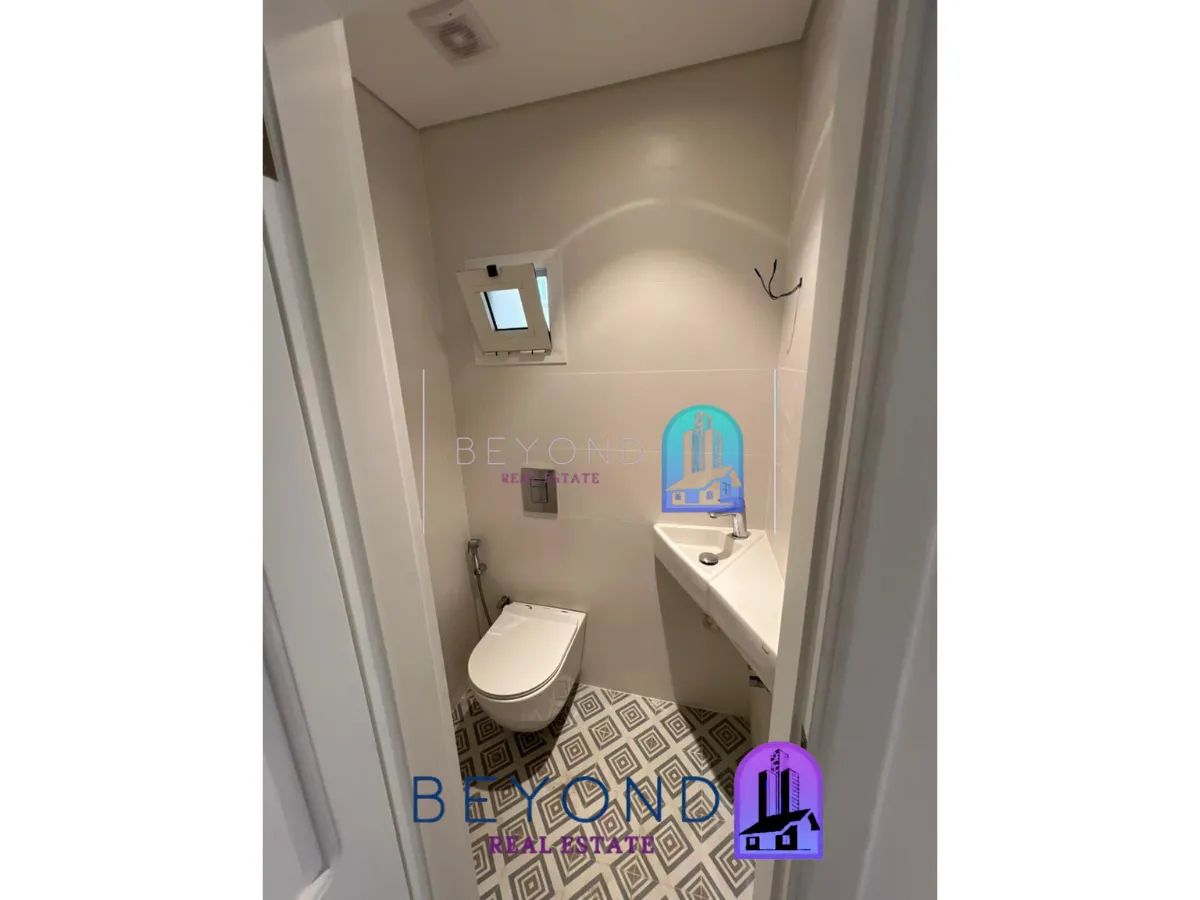 Apartment for sale in Ain Al Tineh, Bayrut, Lebanon