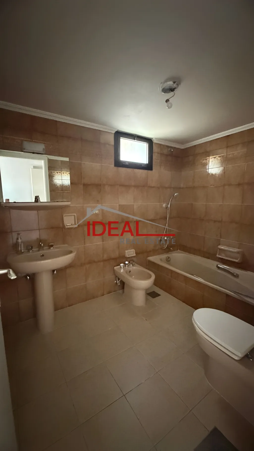 Apartment for sale in Ballouneh, Lebanon