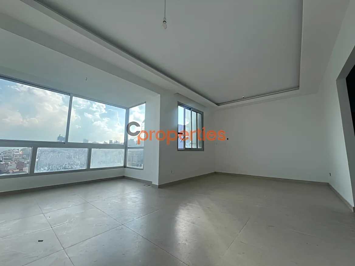 Apartment for Sale in Geitawi - 3 bed, 3 bath