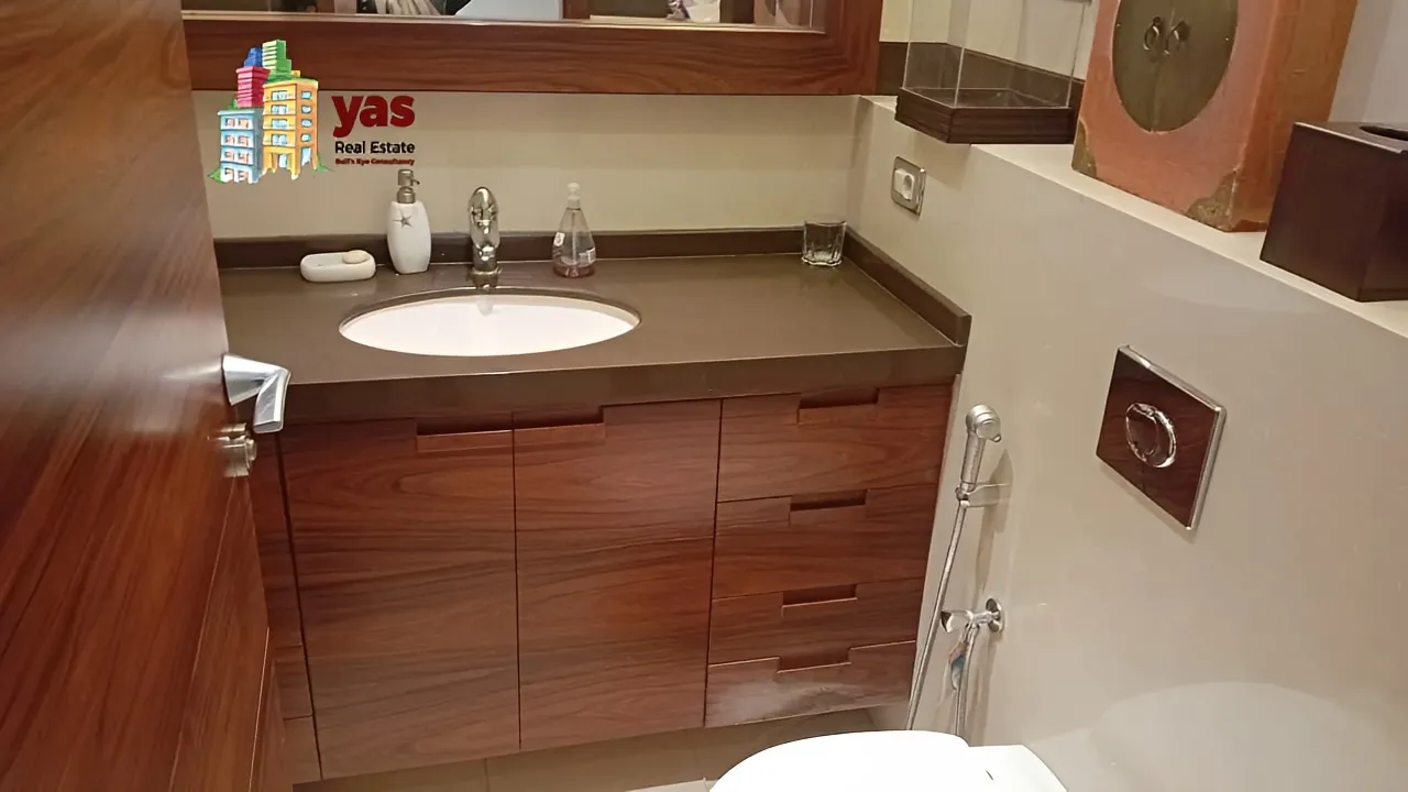 Apartment for Sale in Achrafieh - 3 bed, 4 bath