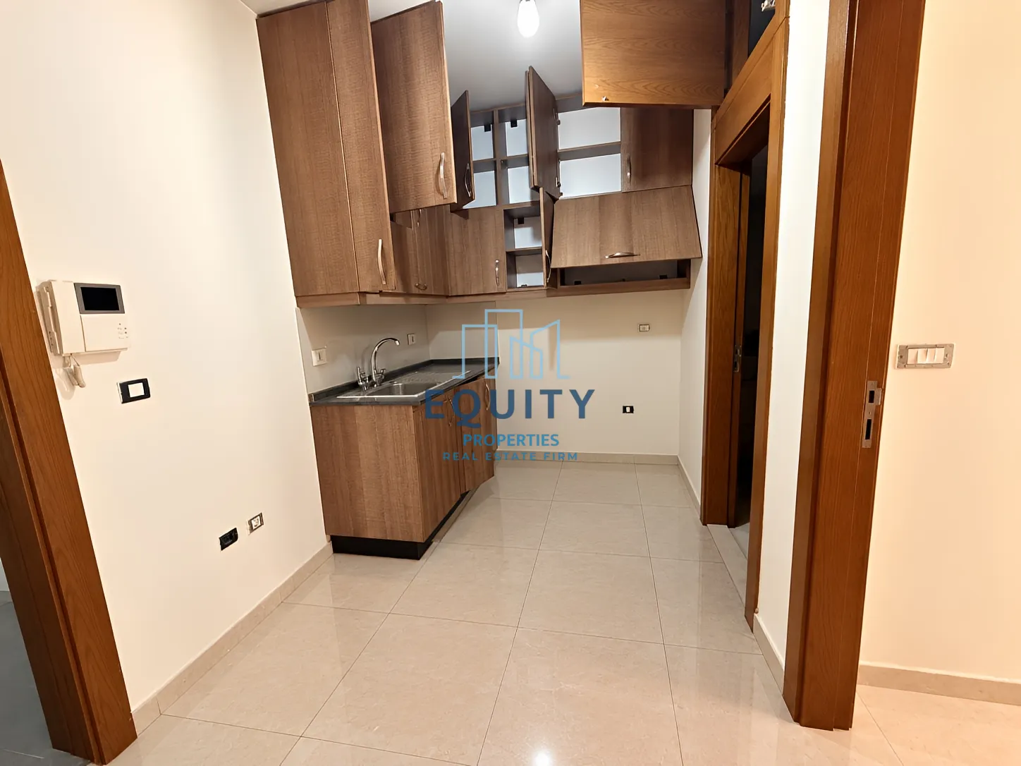Shop for rent in Mtayleb