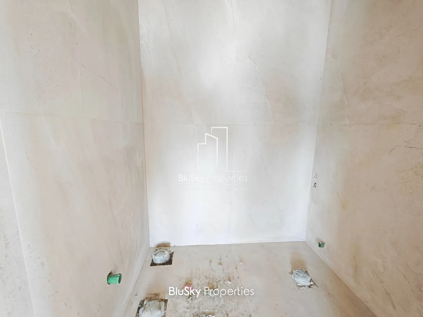 Apartment for Sale in Ain Saade
