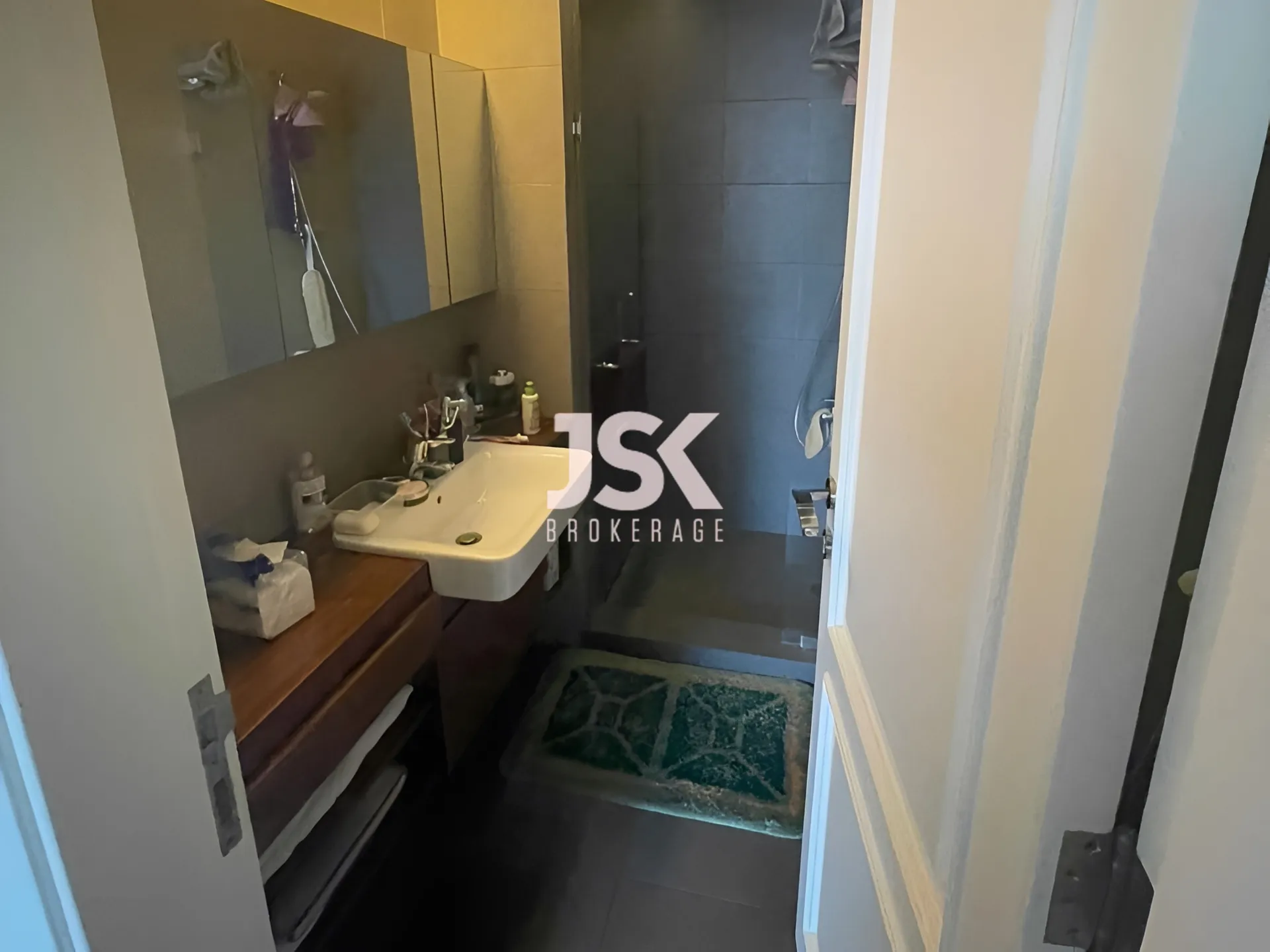 Apartment for Sale in Sanayeh