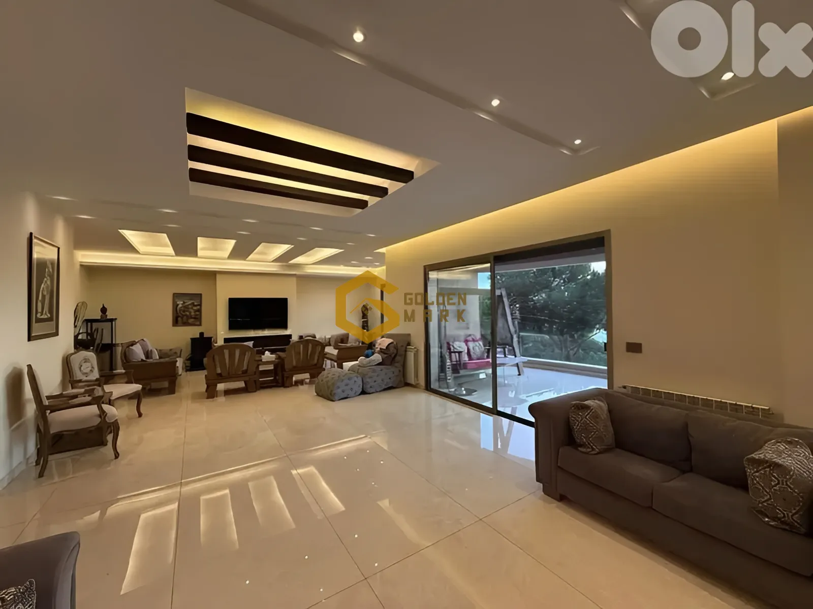 Apartment for Sale in Beit Meri - 4 bed, 5 bath