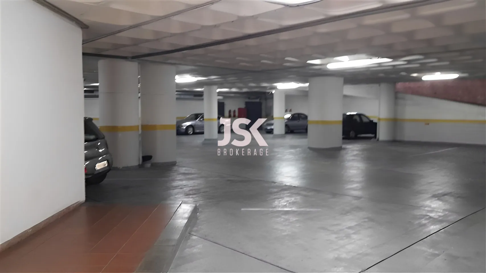 Office for Rent in Sin El Fil