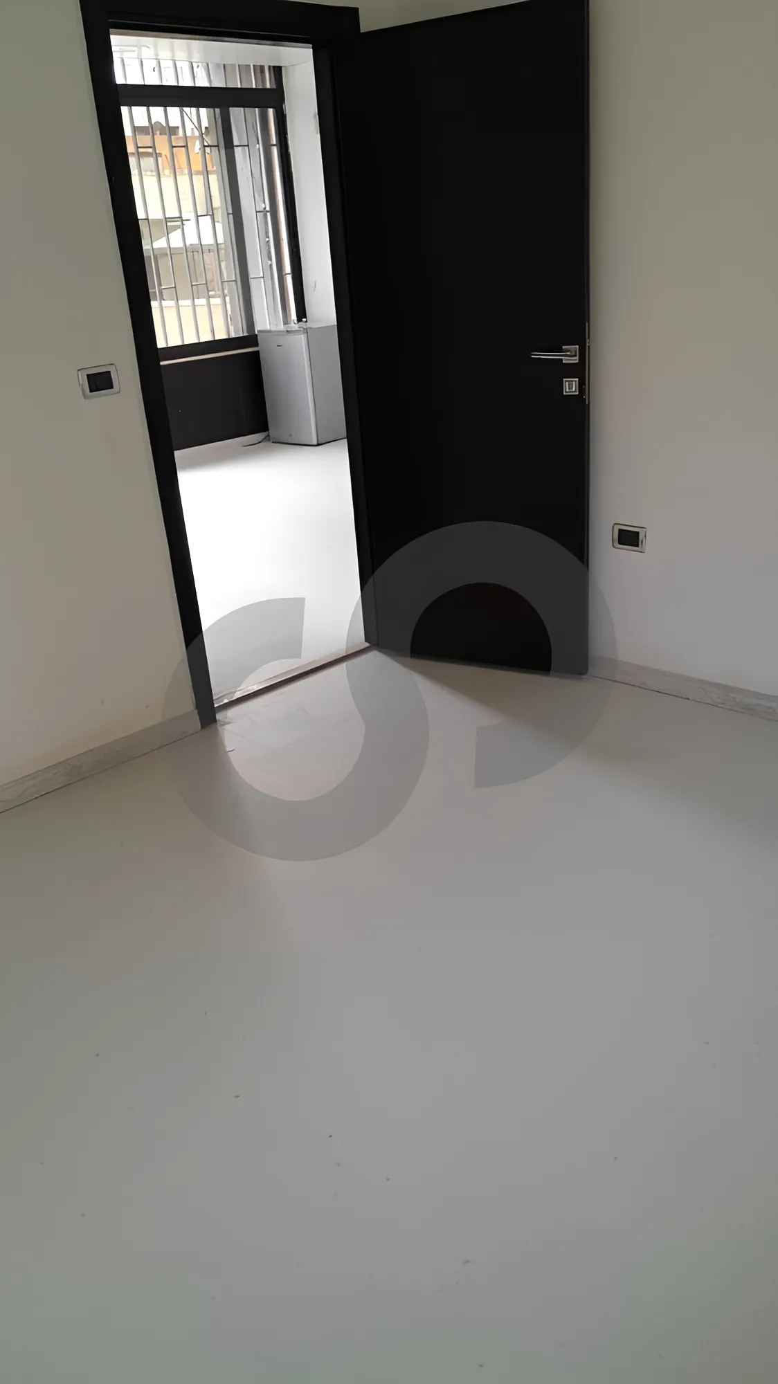Office for Rent in Hamra