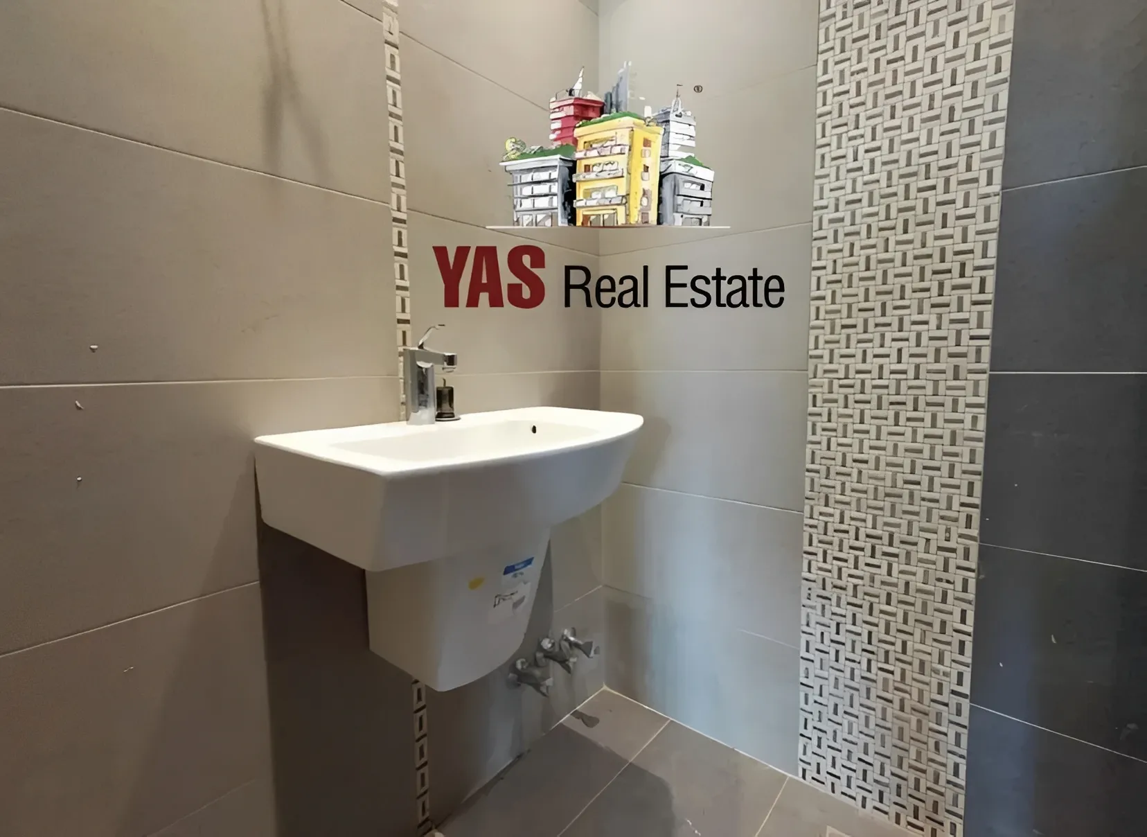 Apartment for Sale in Ballouneh