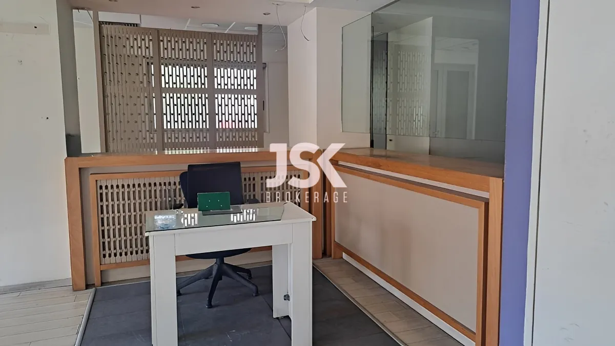 Shop for rent in Hamra, Beirut, Lebanon