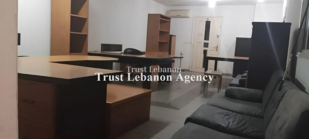Office for sale in Mar Takla