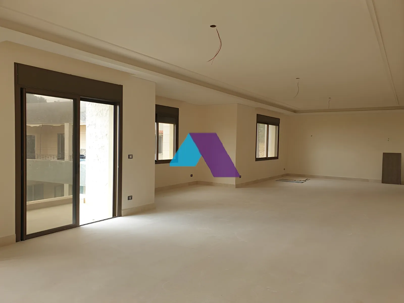 Apartment for Sale in Aabadiyeh - 3 bed, 5 bath