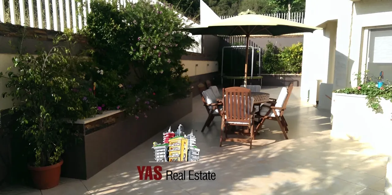 Apartment for Sale in Ballouneh
