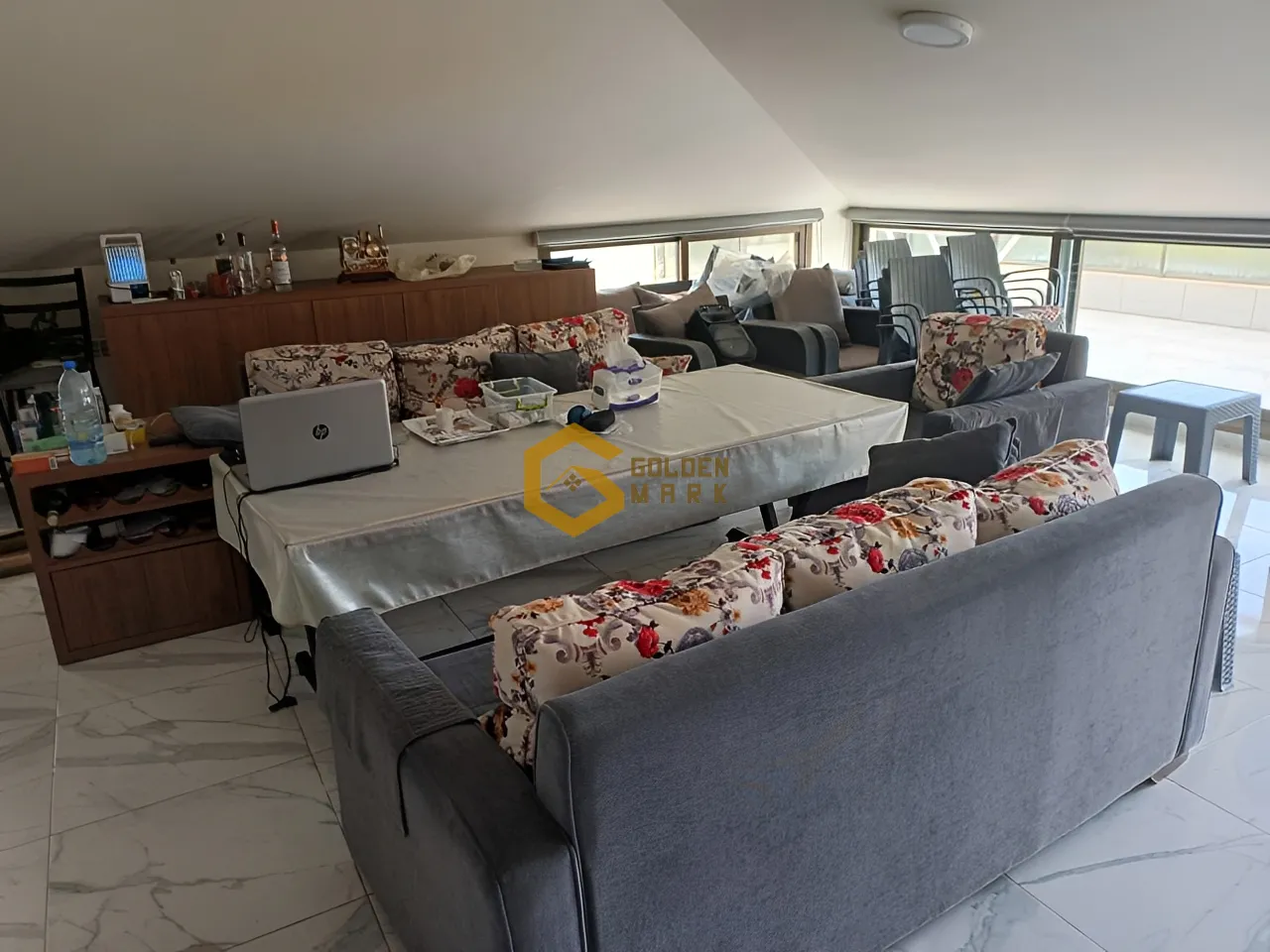 Apartment for Sale in Baabdat - 5 bed, 4 bath