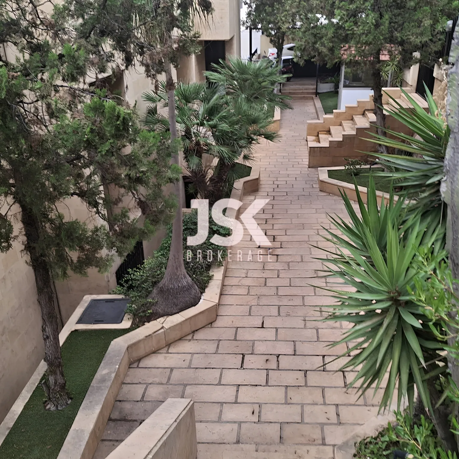 Apartment for Sale in Mtaileb - 3 bed, 4 bath