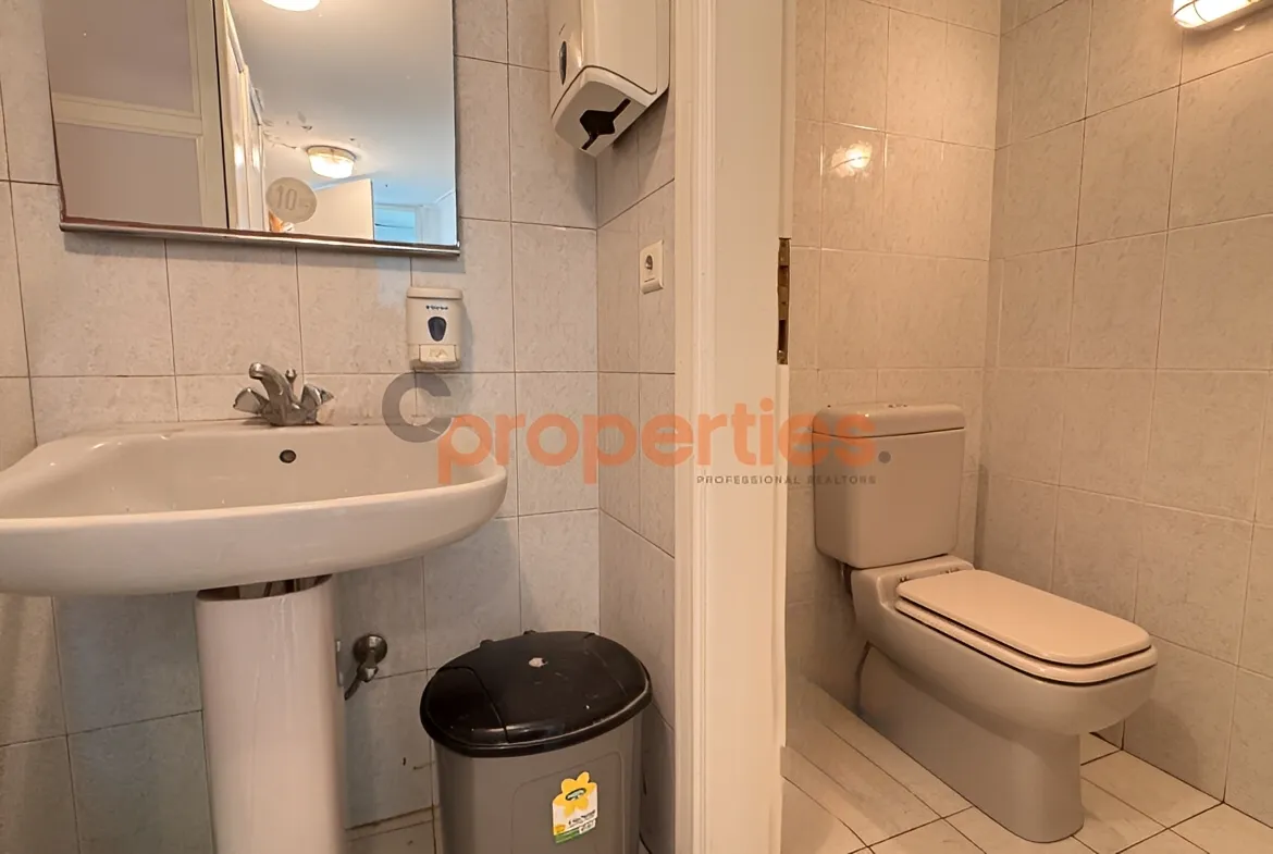 Office for Rent in Aaoukar