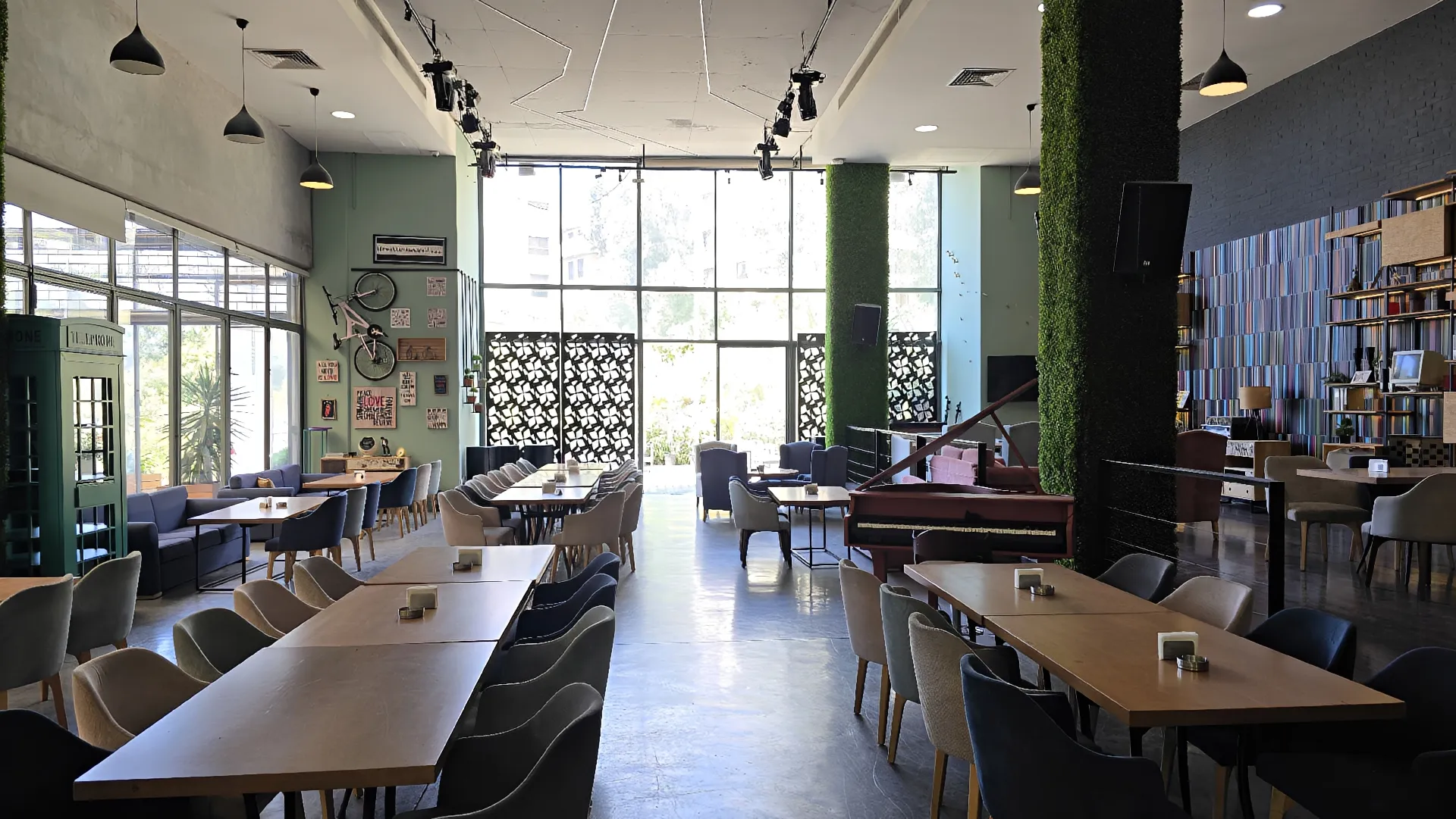 Restaurant for rent in Kfar Hbab