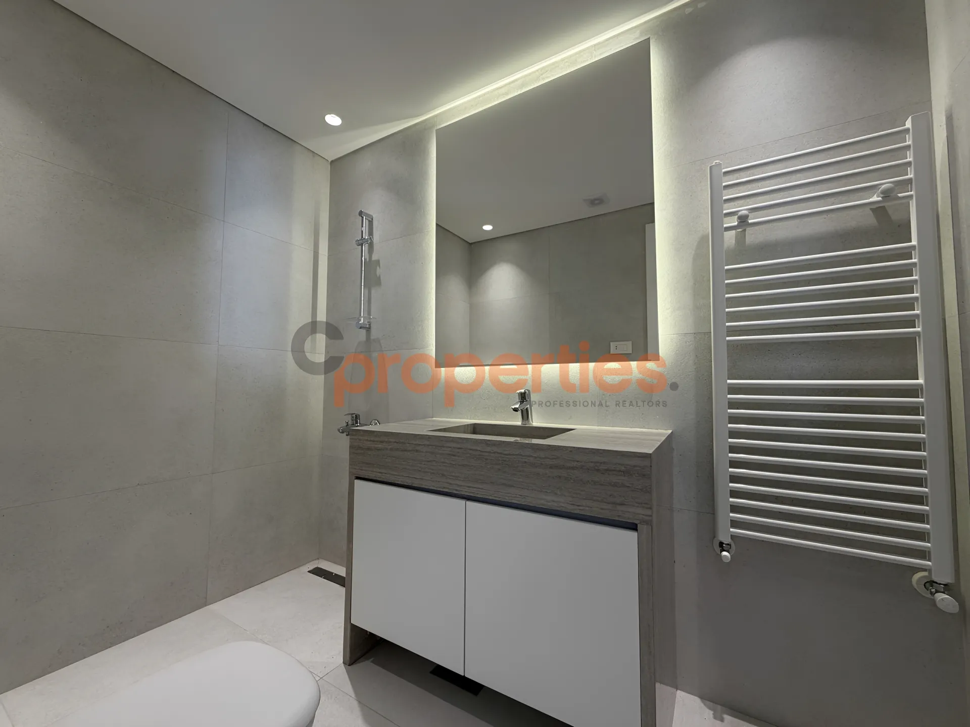 Apartment for Sale in Kafr