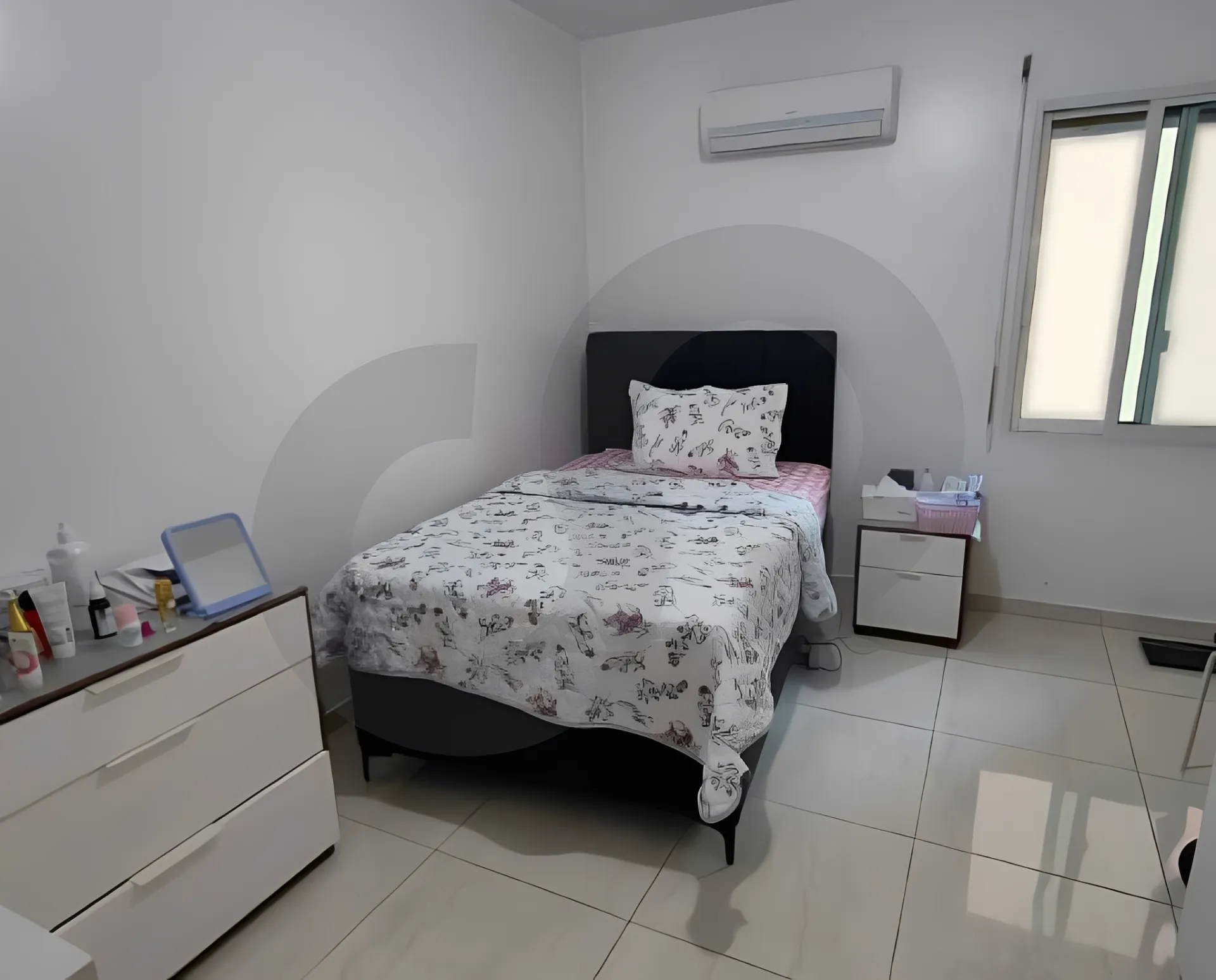 Building for Rent in Msaytbeh