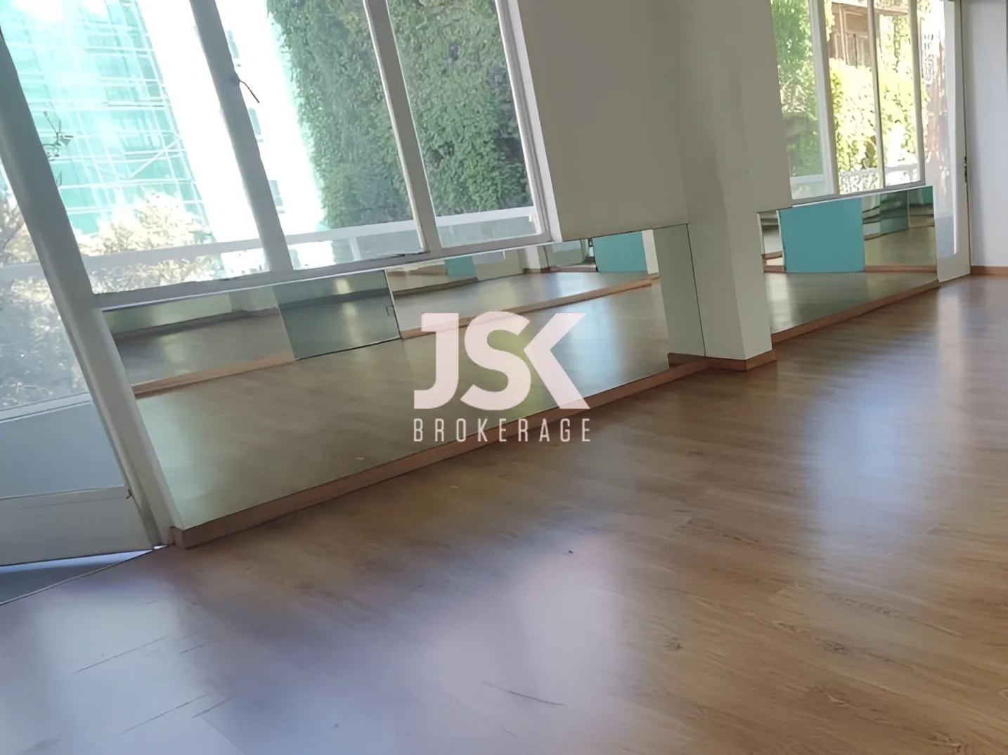 Office for Rent in Tabariss, Beirut, Lebanon