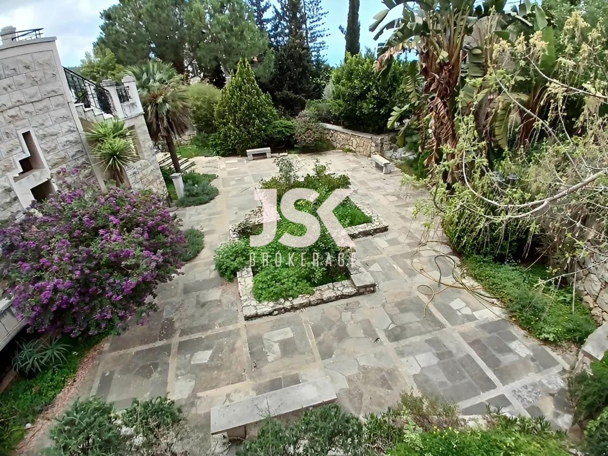 Villa for Sale in Qornet El Hamra, Lebanon