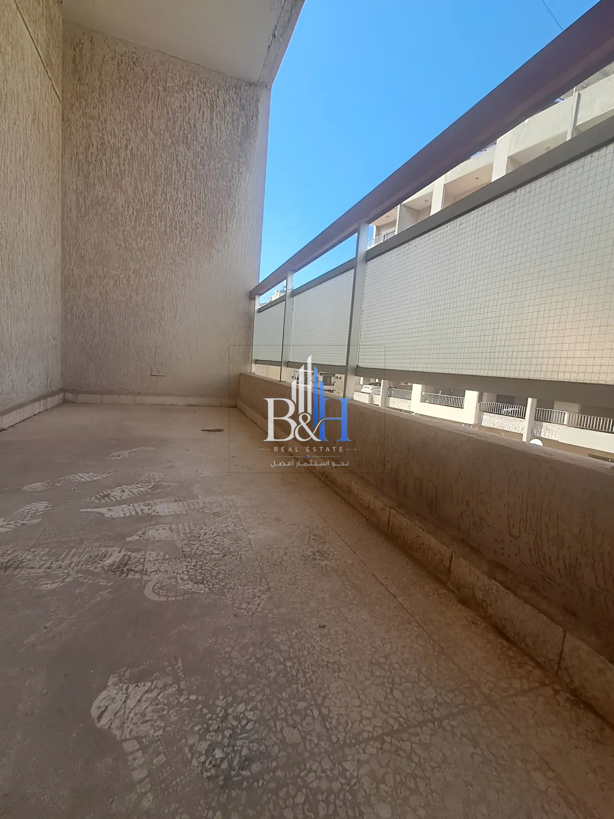 Apartment for sale in Dawhet aramoun, lebanon