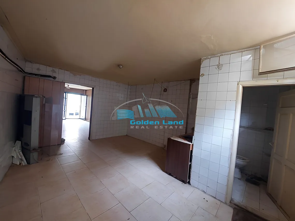 Shop for rent in Zalqa, Lebanon