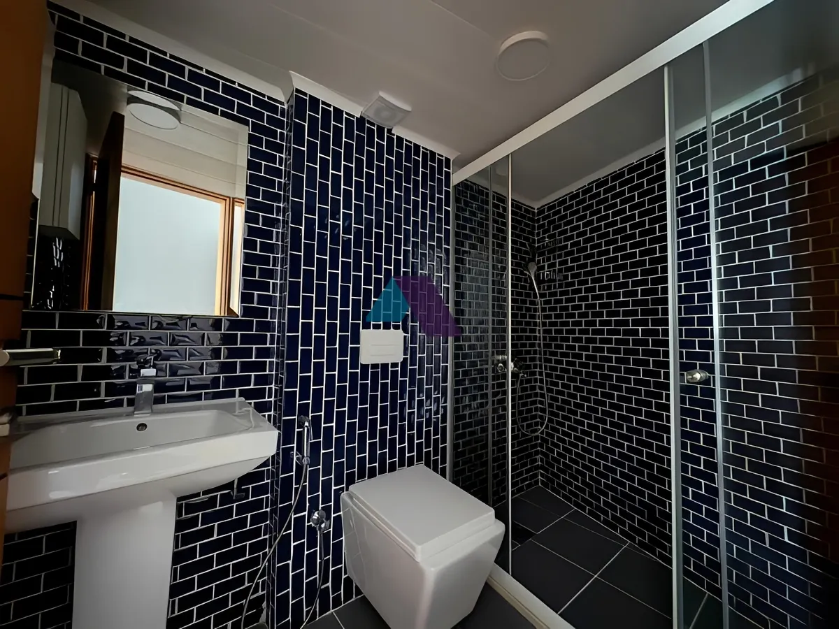 Chalet for Sale in Halat