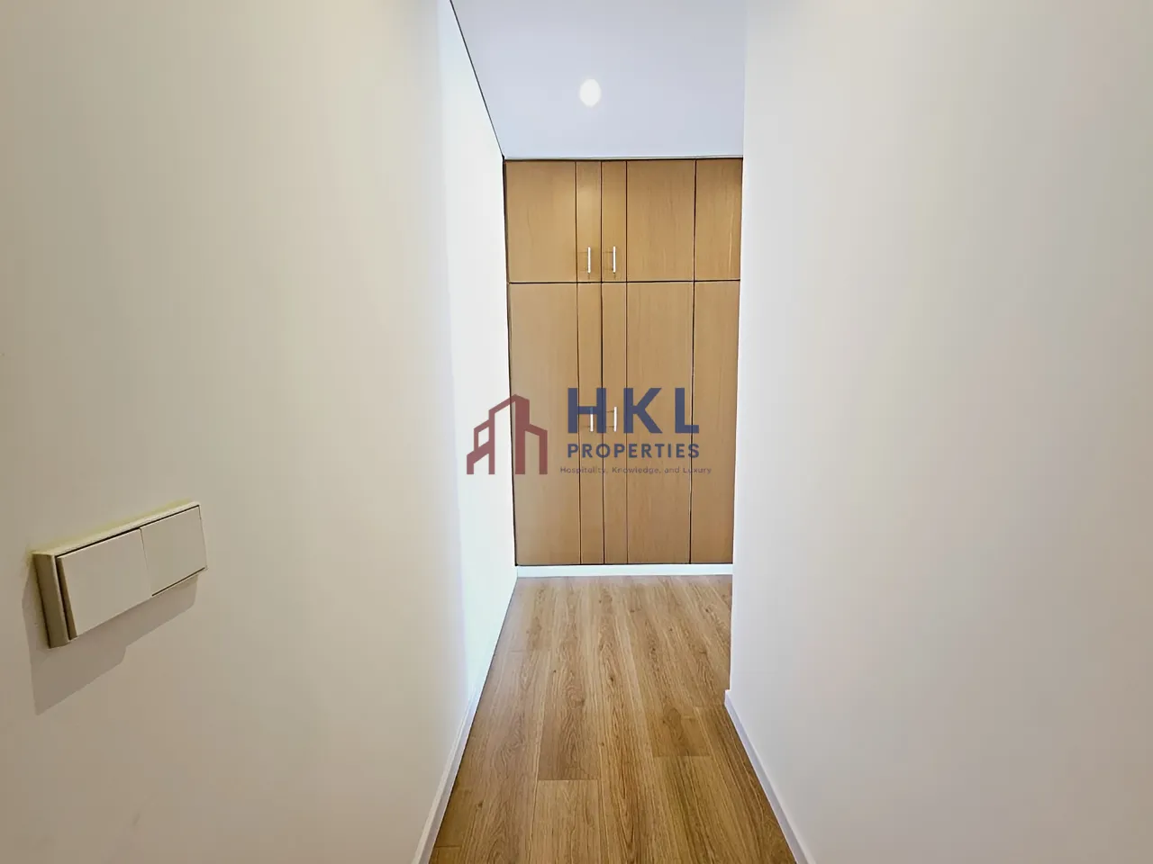 Apartment for rent in Dbayeh, Lebanon - 5 bed, 6 bath