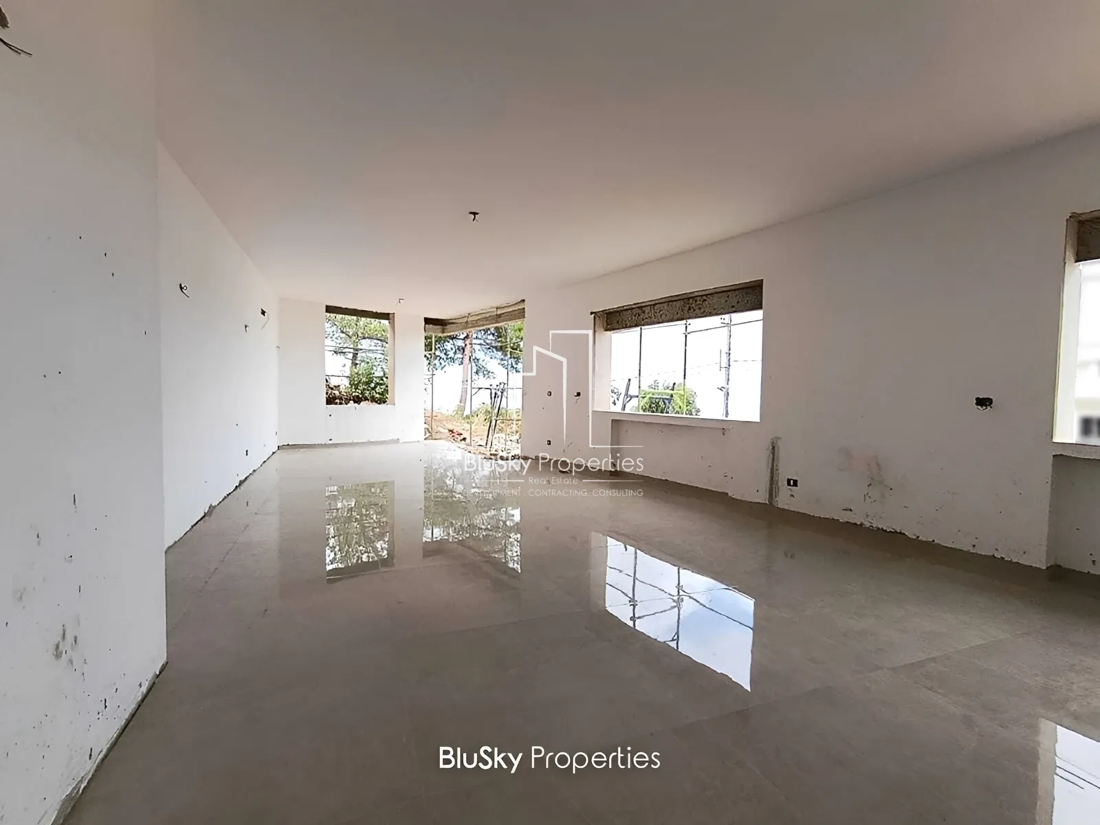 Apartment for Sale in Ghedress - 3 bed, 4 bath