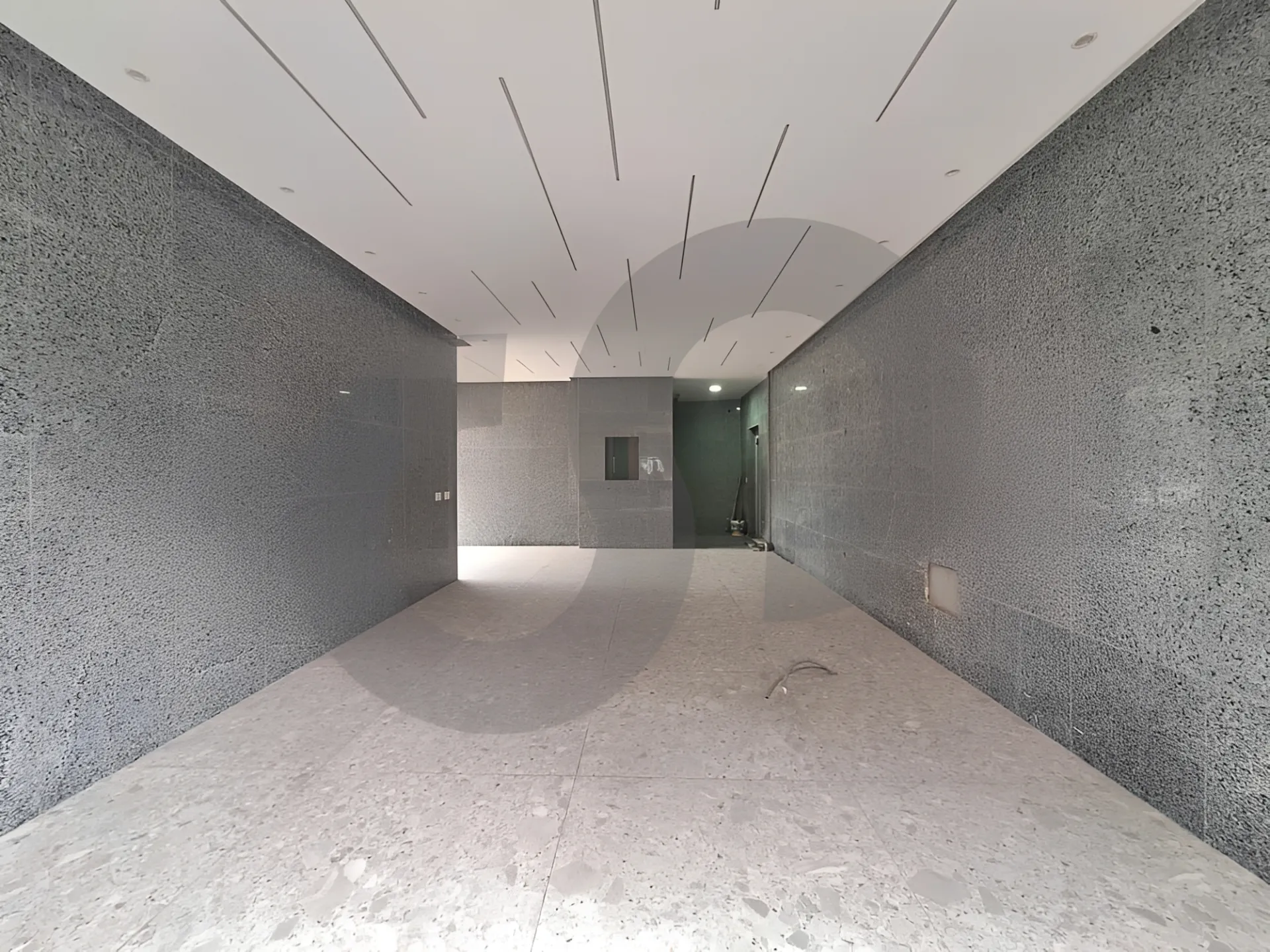 Commercial Property for Rent in Jdeideh