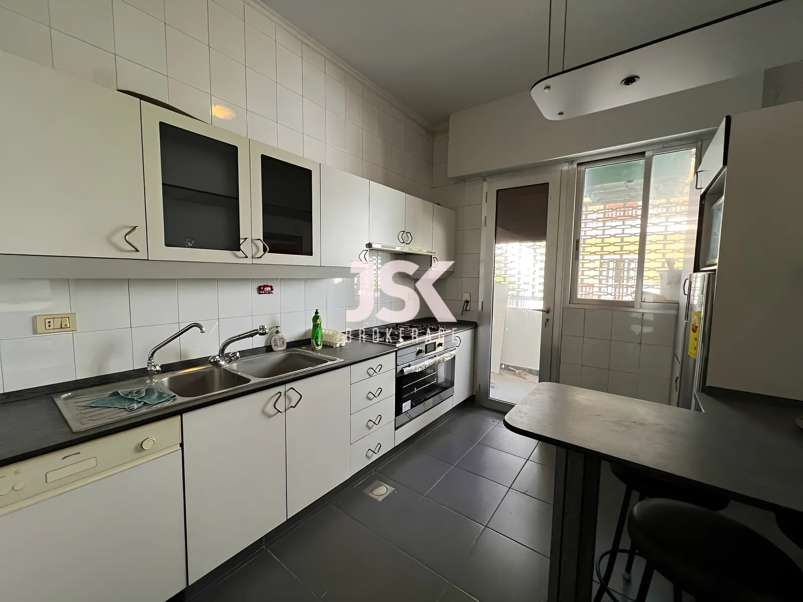 Apartment for Rent in Achrafieh