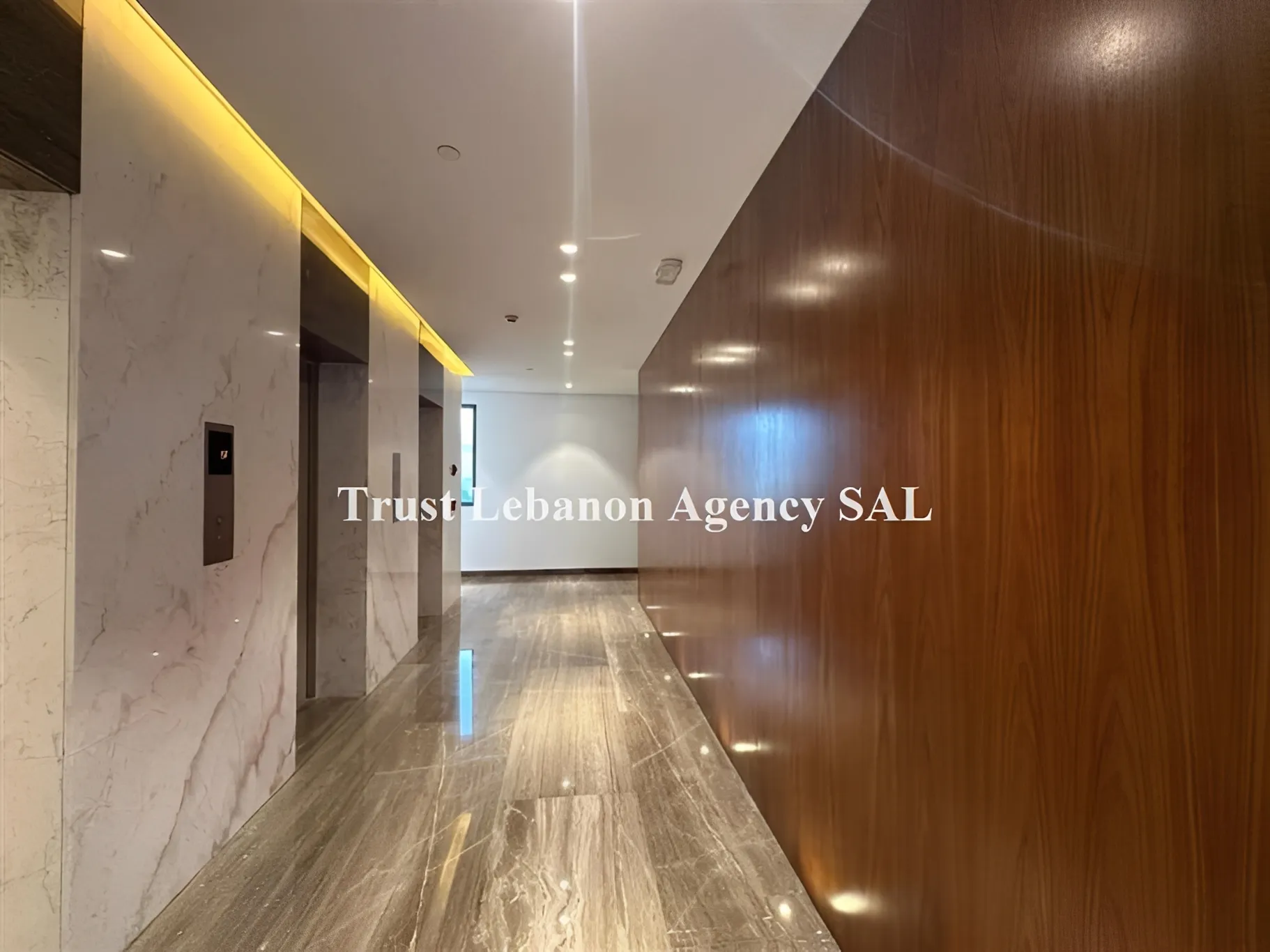 Office For Rent in Metn, Dekweneh