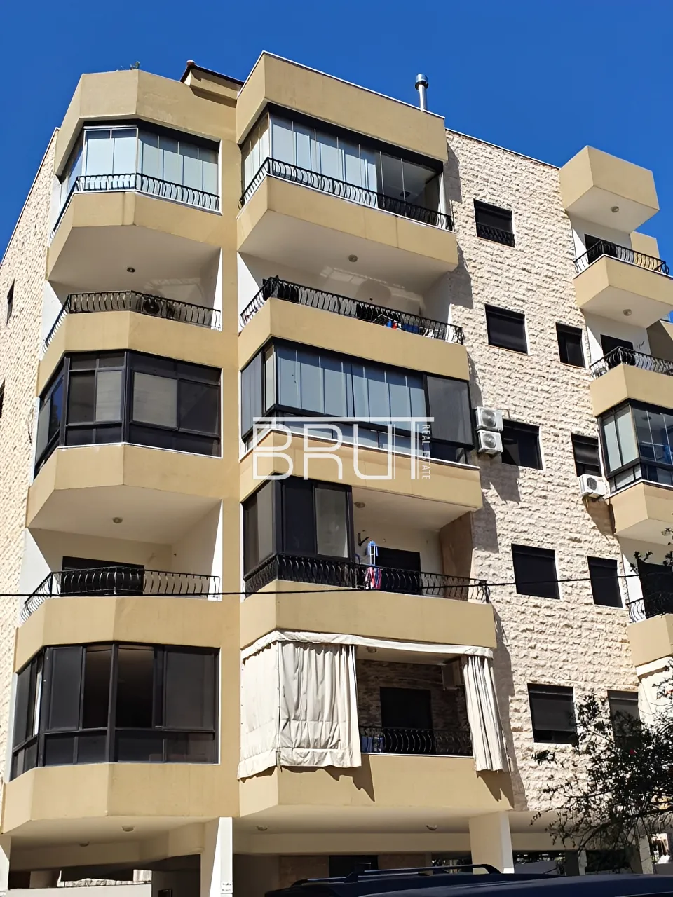 Apartment for Sale in Sarba