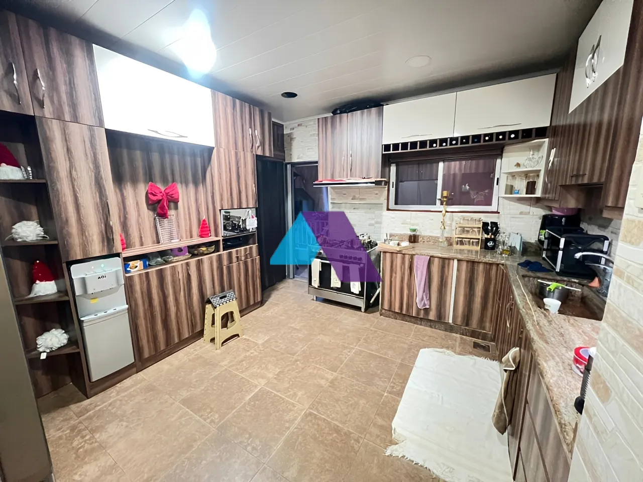 Apartment for Sale in Adonis - 3 bed, 2 bath
