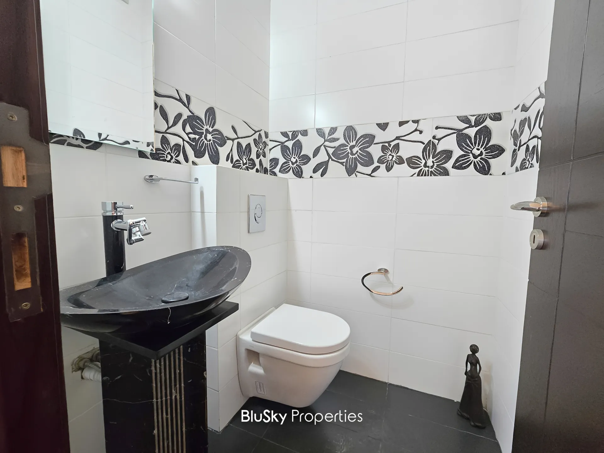 Apartment for rent in Mansourieh