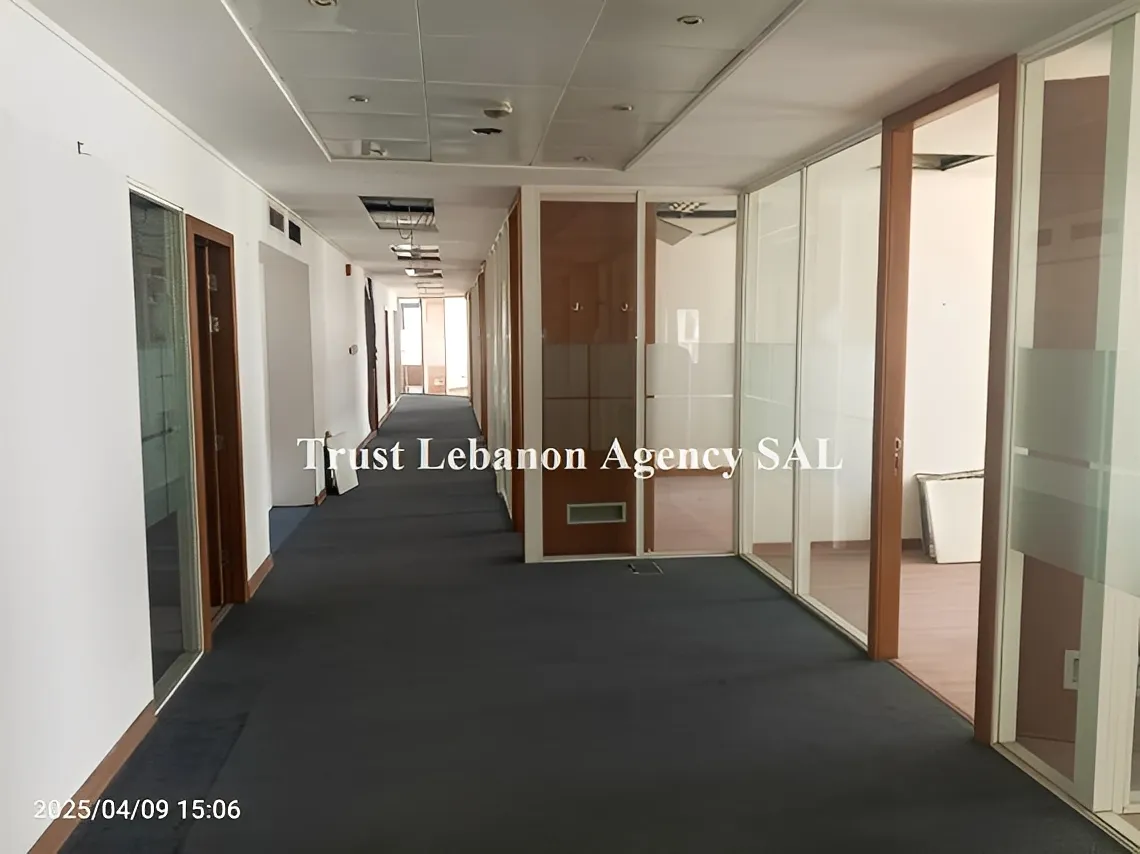Office for rent in Beirut, Mina El Hosn