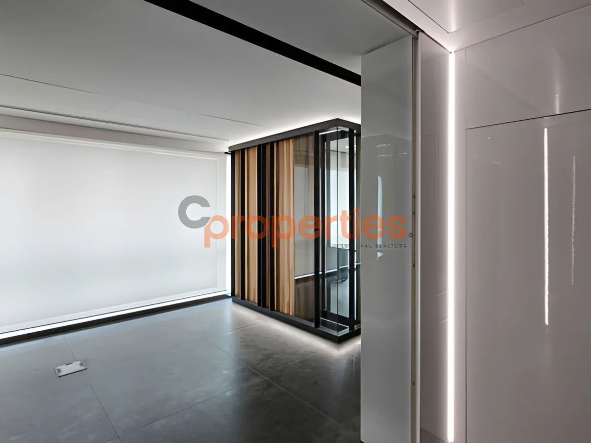 Office for Rent in Horch Tabet