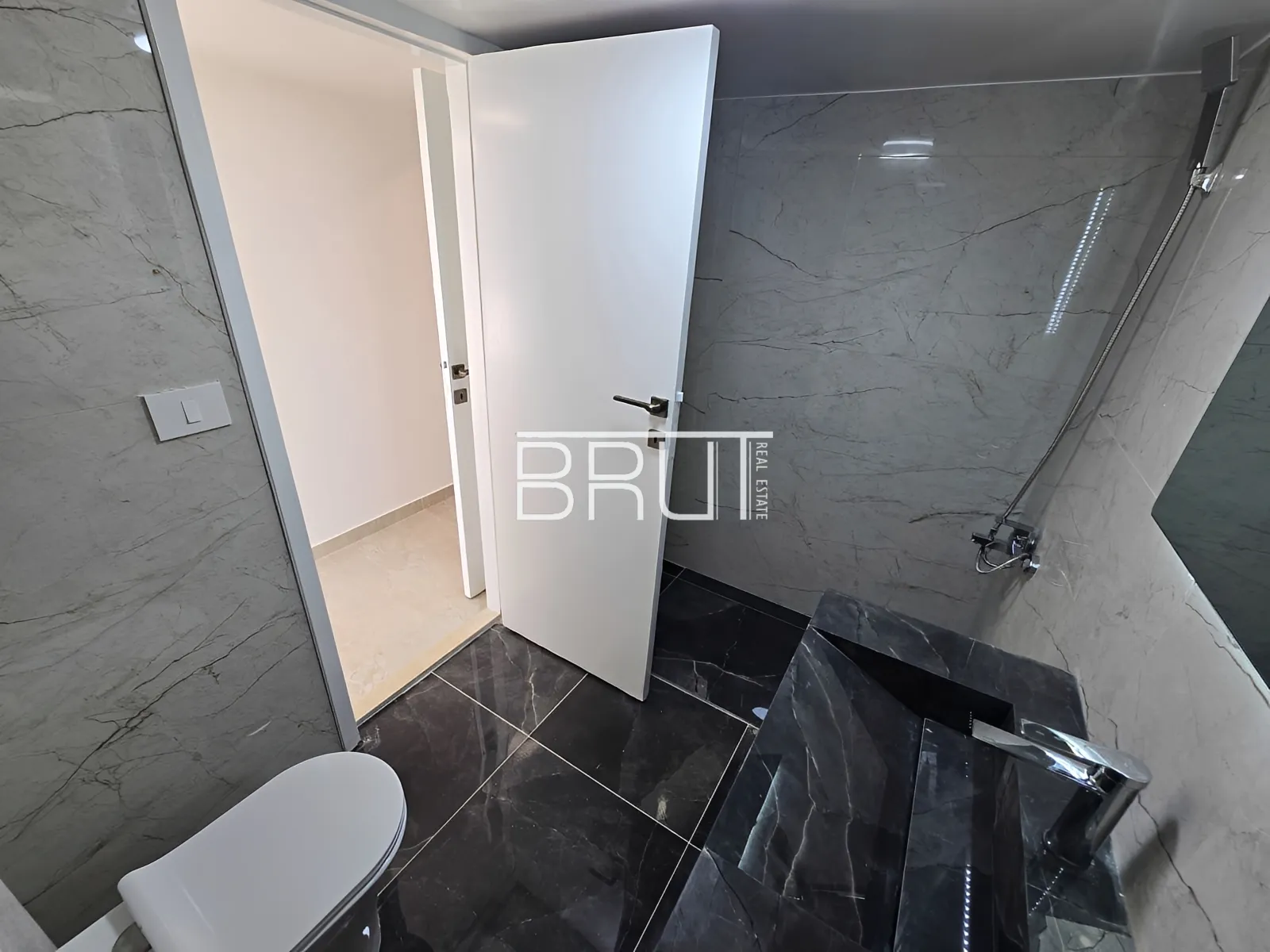 Apartment for sale in Zouk mikael, lebanon