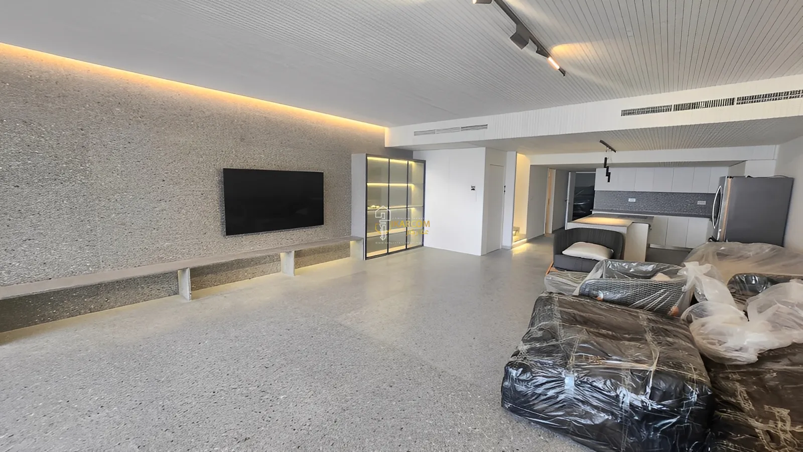 Chalet for Rent in Halat