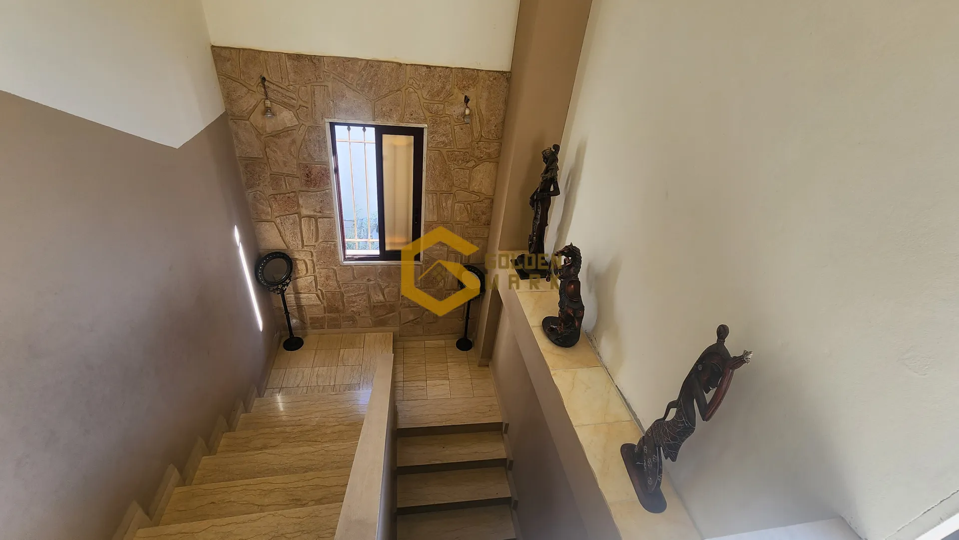 Villa for Sale in Aamchit
