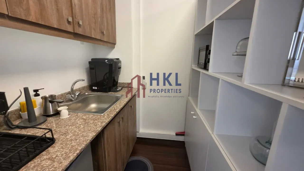 Office for rent in Ain Al Mraiseh, Beirut, Lebanon