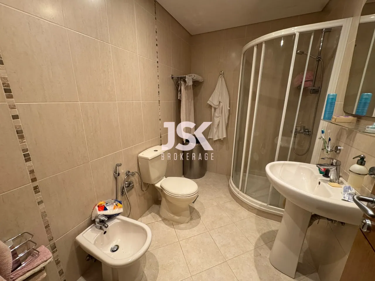 Apartment for Rent in Ramlet El Baida