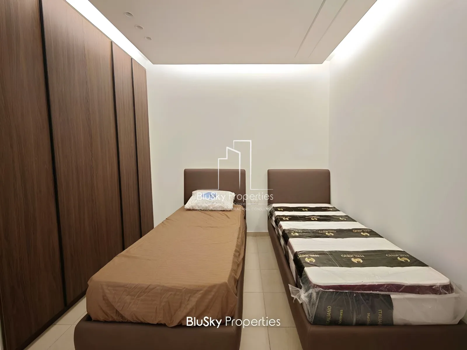 Apartment for Sale in Ain Saade