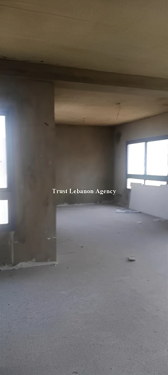 Office for sale in Metn, Zalka