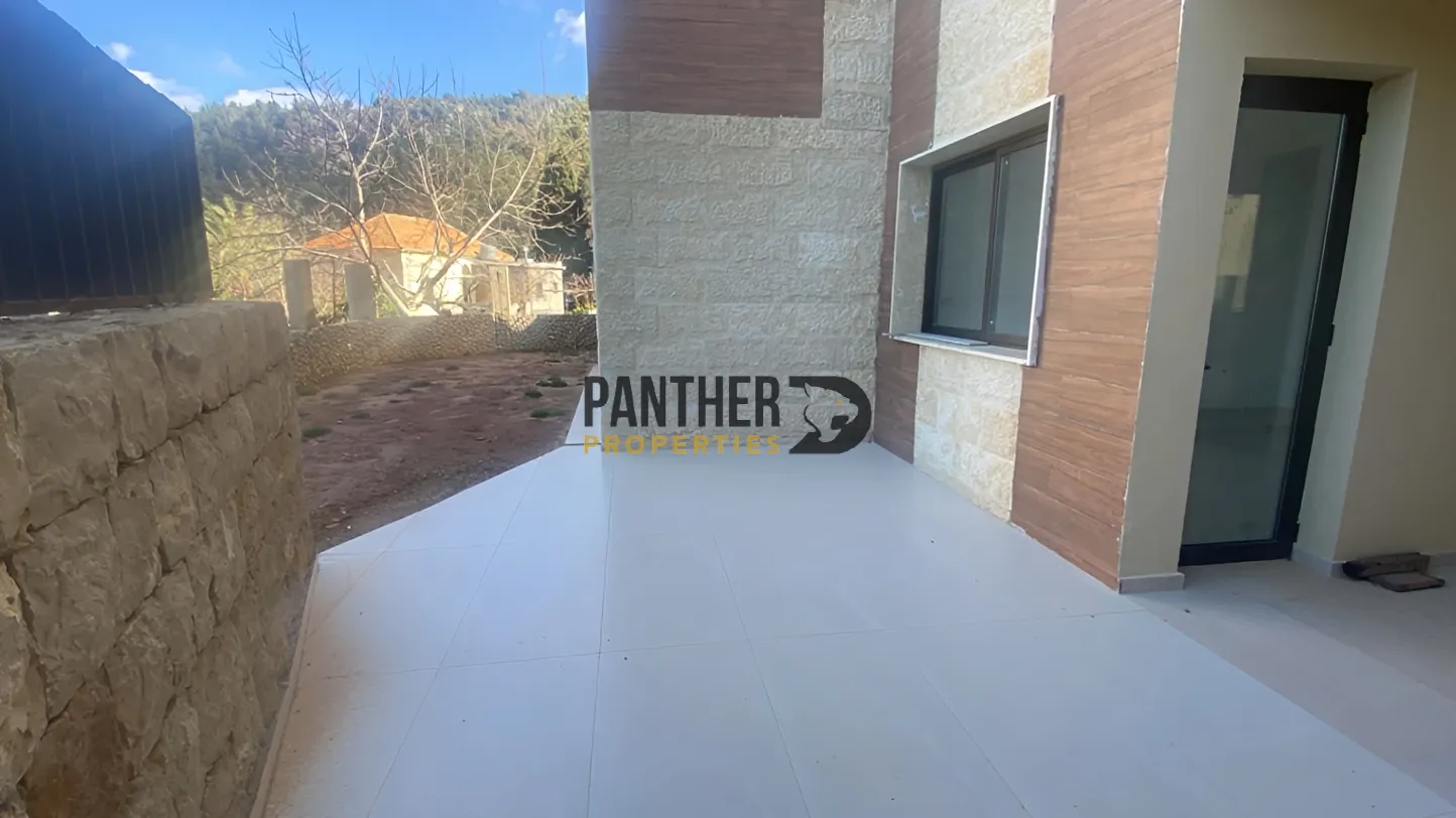 Apartment for sale in Jouret El Ballout, Lebanon