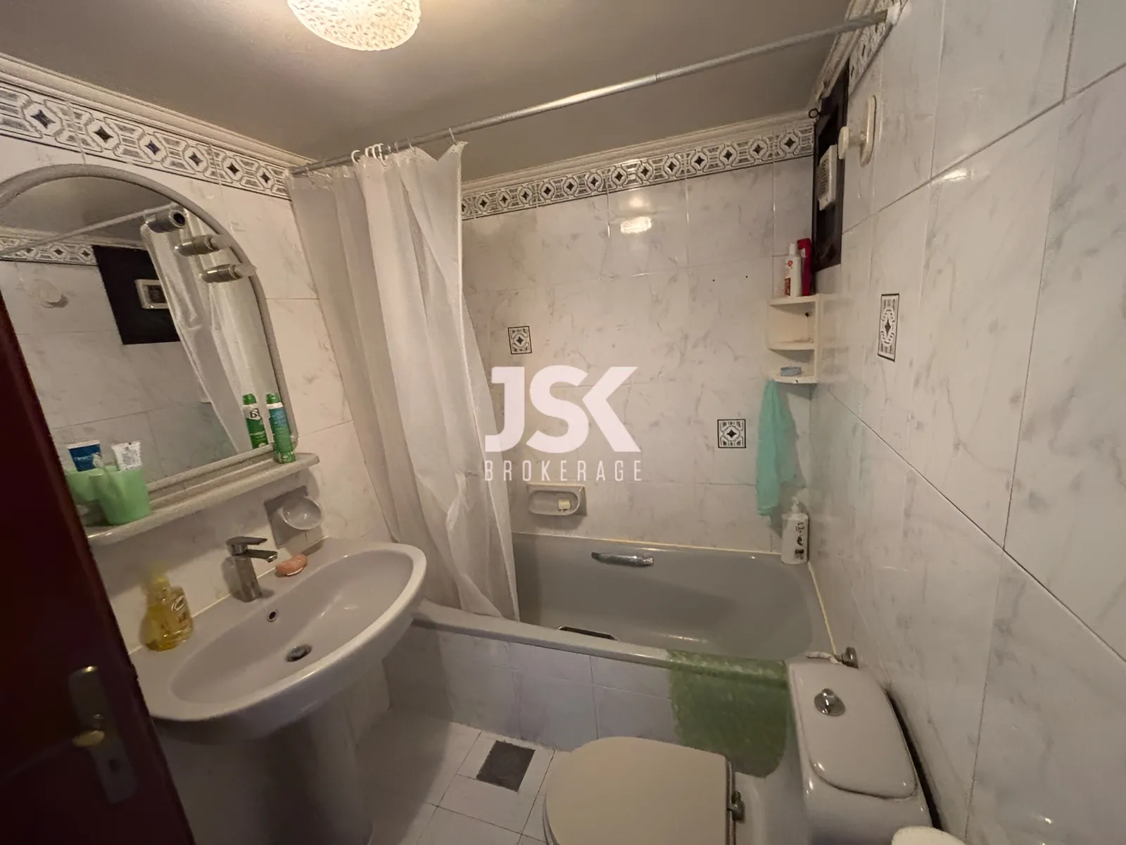 Apartment for Sale in Beit El Chaar