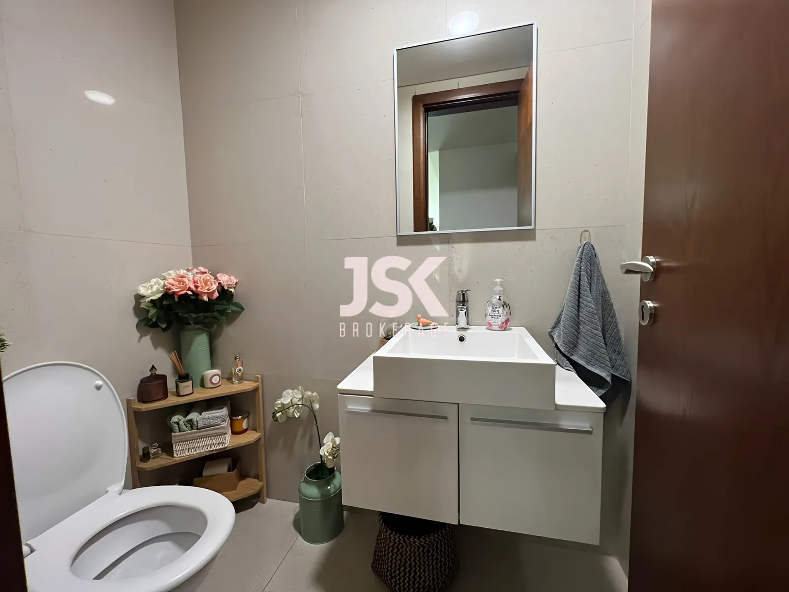 Apartment for Sale in Achrafieh
