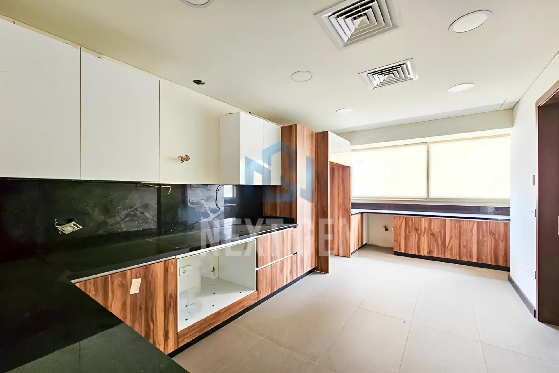 Apartment for sale in Spears, Bayrut, Lebanon