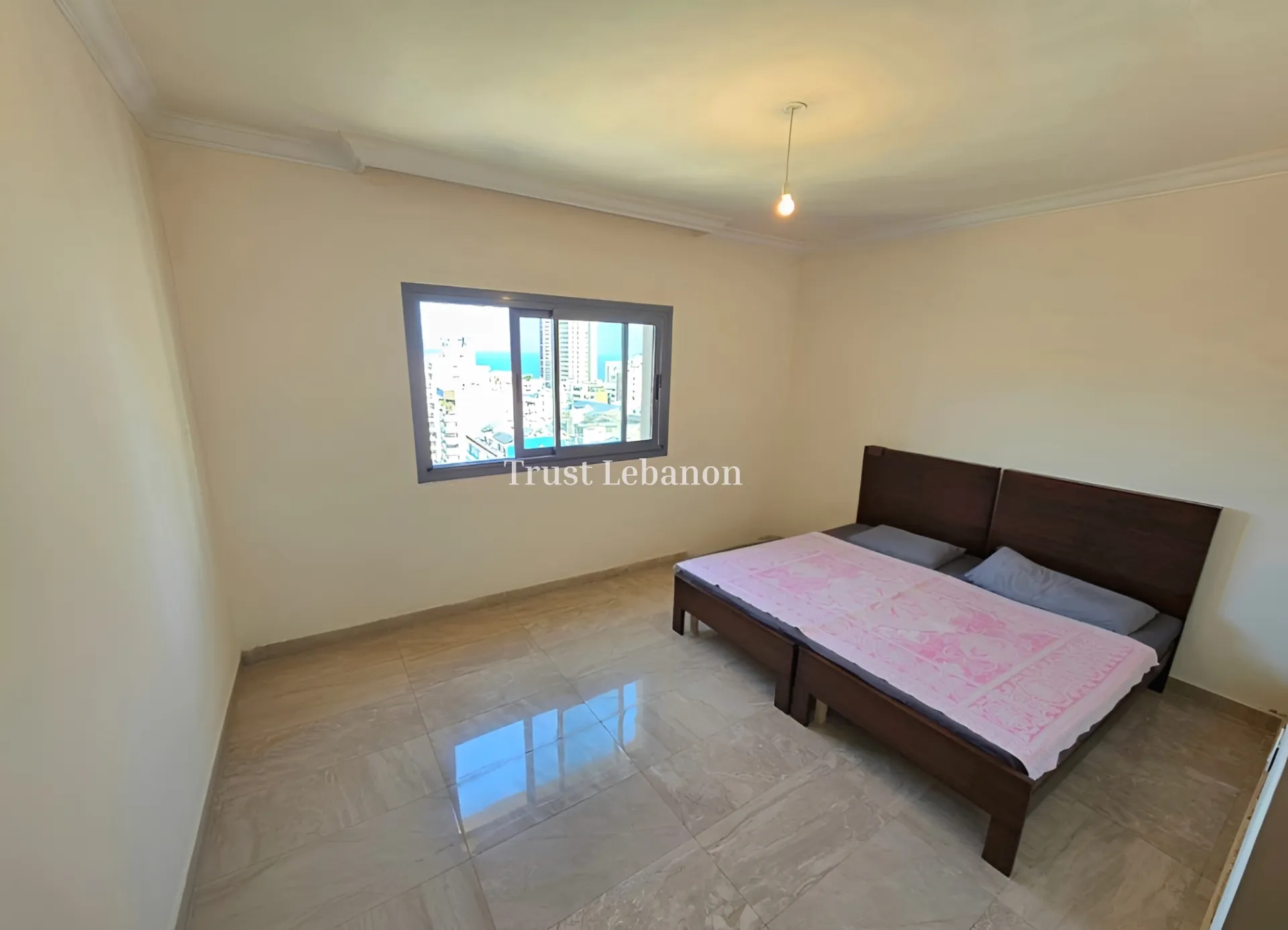 Apartment for sale in Hamra, Beirut, Lebanon